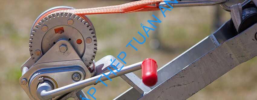 Tời cáp quay tay 500kg tời cáp quay tay 500kg